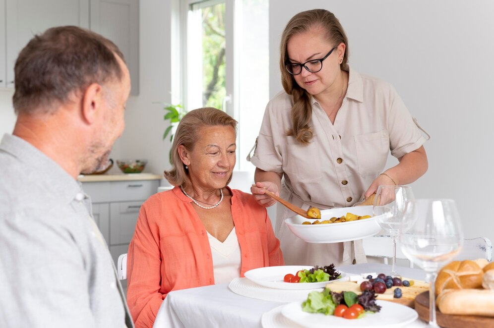 daughter-visiting-her-parents-their-home_23-2149050667 senior meal preparation services in las vegas nevada